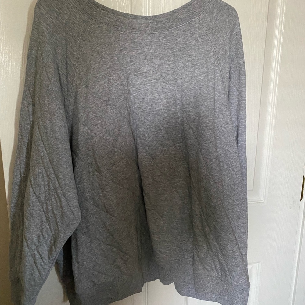 Old Navy Sweat Shirt